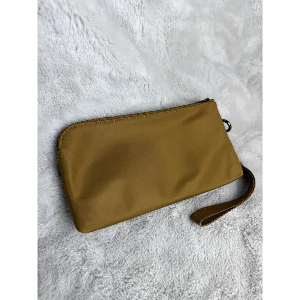 Lululemon Curved Wristlet Burnt Caramel Brown Gold Clutch PouchBag Travel Wallet